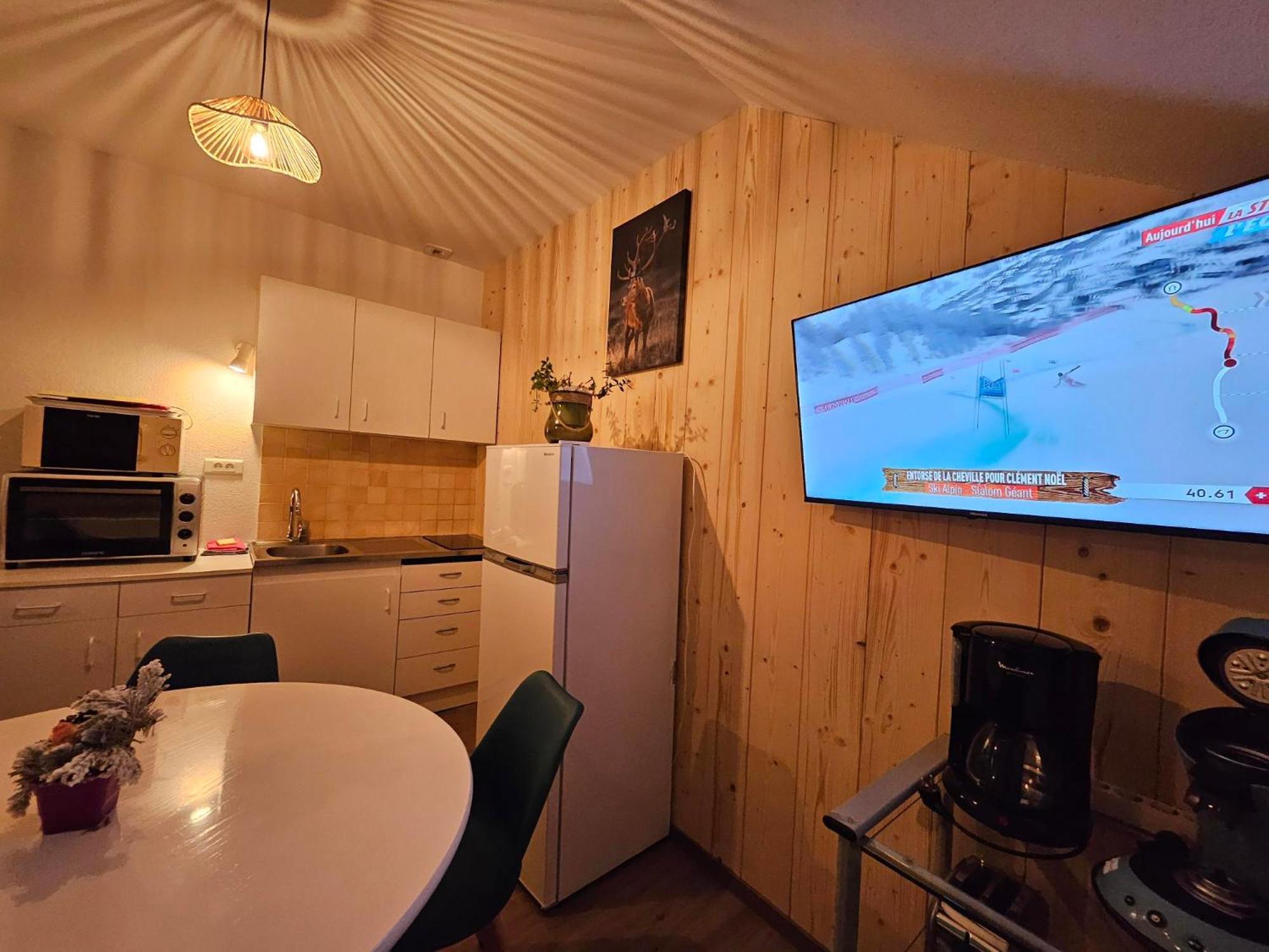 ונטרון Gite Eglantine 2 A 6 Personnes Avec Spa Et Salle De Jeux Dans La Residence מראה חיצוני תמונה